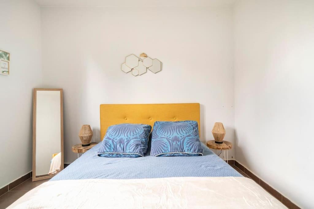 Appartement Avec Jardin Et Terrasse Pres De Paris Mantes-la-Jolie Exteriör bild