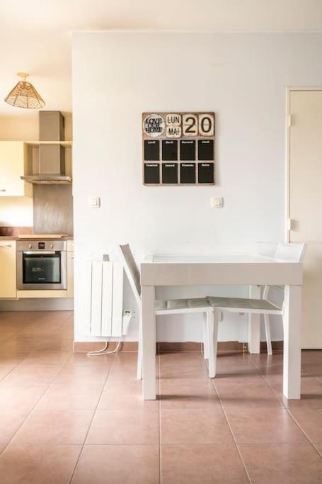 Appartement Avec Jardin Et Terrasse Pres De Paris Mantes-la-Jolie Exteriör bild