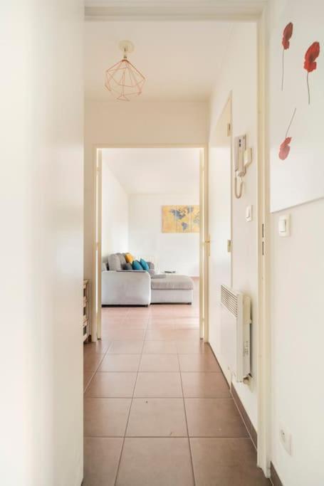 Appartement Avec Jardin Et Terrasse Pres De Paris Mantes-la-Jolie Exteriör bild